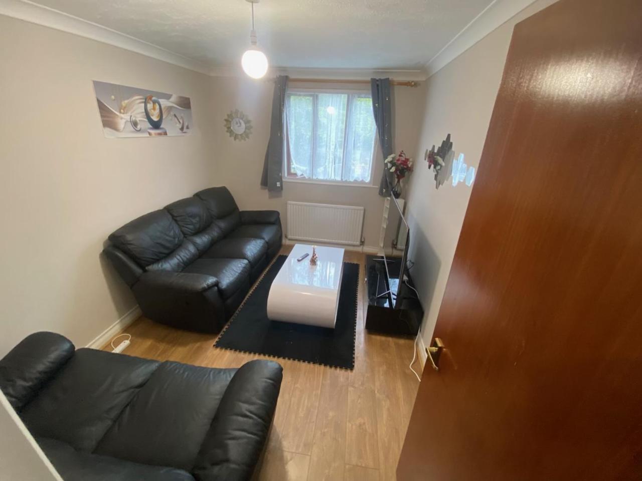 Stunning 2 Bedroom With Garden Sleep 6 Λονδίνο Εξωτερικό φωτογραφία