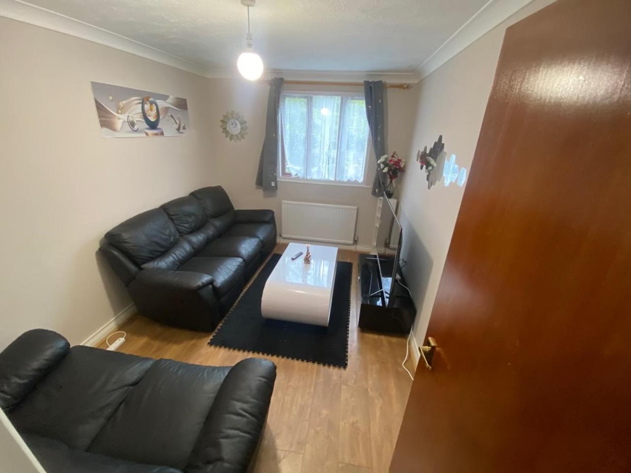 Stunning 2 Bedroom With Garden Sleep 6 Λονδίνο Εξωτερικό φωτογραφία